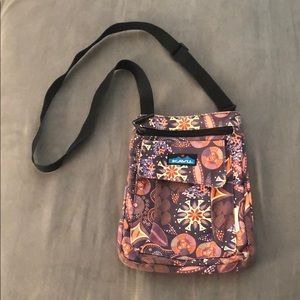 Printed Kavu purse.